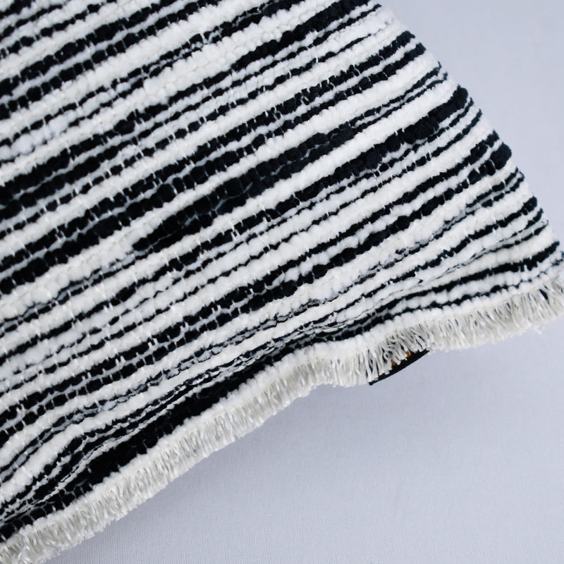 Cargue la imagen en el visor de la galería, Cojin de interior SP071609 color Negro - SP071609-BLK