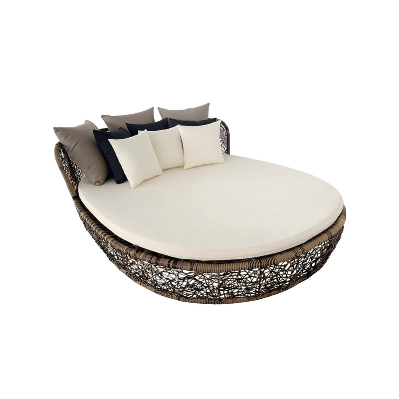 Cargue la imagen en el visor de la galería, Camastro de Ratan Redondo color Beige - TG0113 CasaEaster