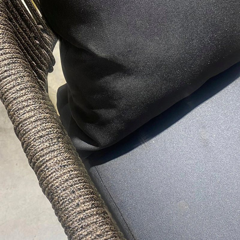 Cargue la imagen en el visor de la galería, Silla Alta para Exterior e Interior de Aluminio Color Negro/Carbon LILIAN-2210