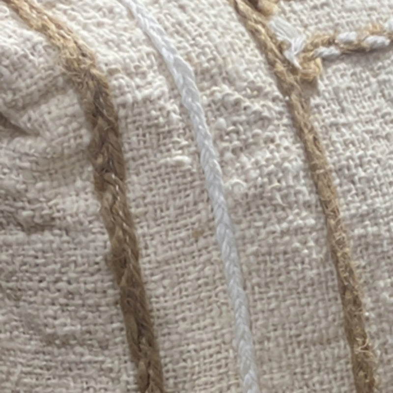 Cargue la imagen en el visor de la galería, Cojín Minimalista Rectangular con Flecos Natural LARI-CJ04