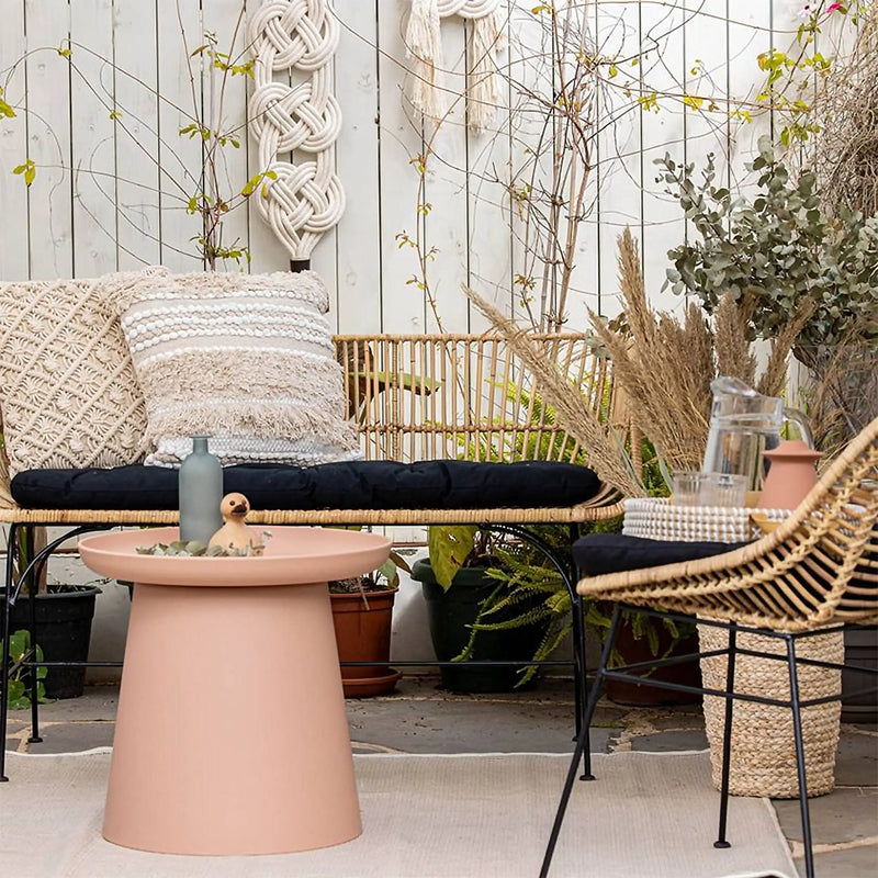 Cargue la imagen en el visor de la galería, Mesa Bistro para Exterior e Interior de Plástico con protector contra sol UV Color Rosa 299S-94037000 CasaEaster