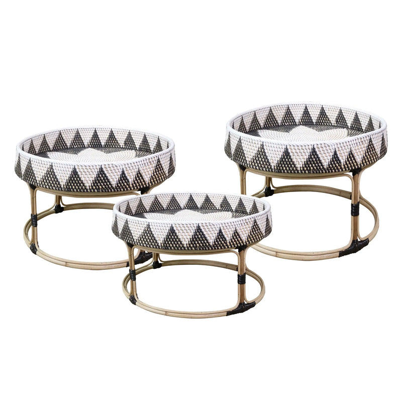 Cargue la imagen en el visor de la galería, Mesa De Centro Circular de Rattan Color Blanco-Negro Juego de 3pz NANA-304840 CasaEaster