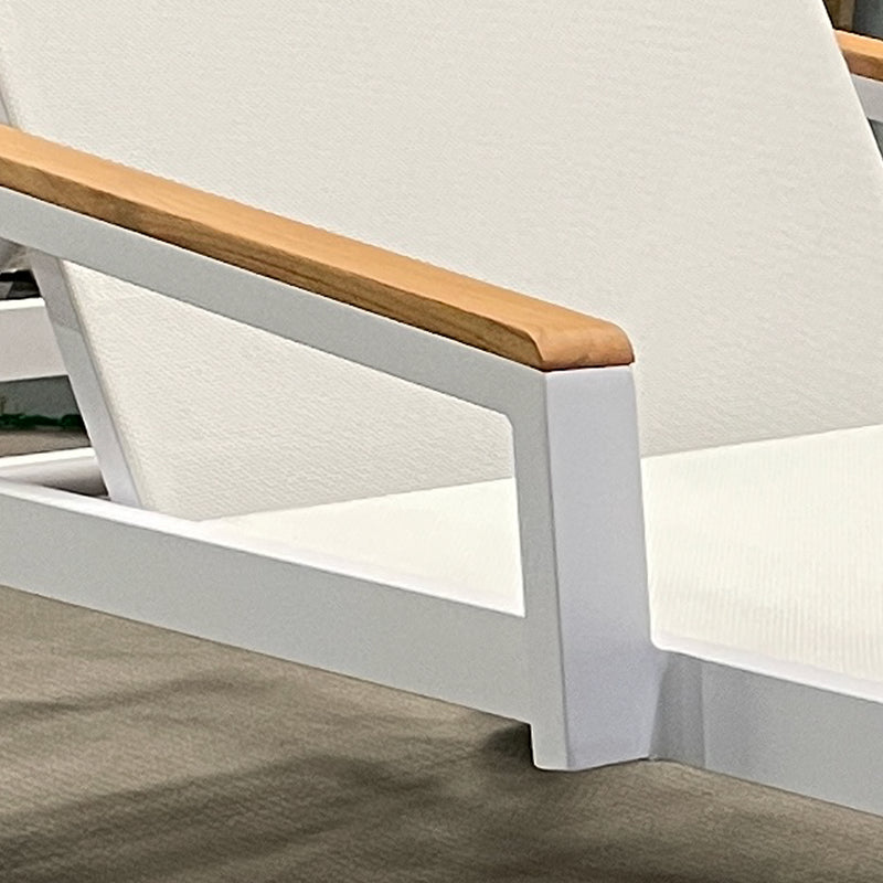 Cargue la imagen en el visor de la galería, Camastro para Exterior Color Blanco NIRIM - GF6326WH-NIRIM