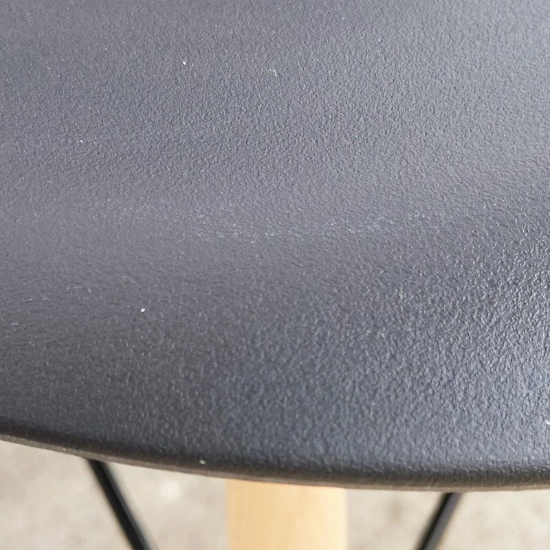 Cargue la imagen en el visor de la galería, Silla P101BL Negra - P101BL CasaEaster