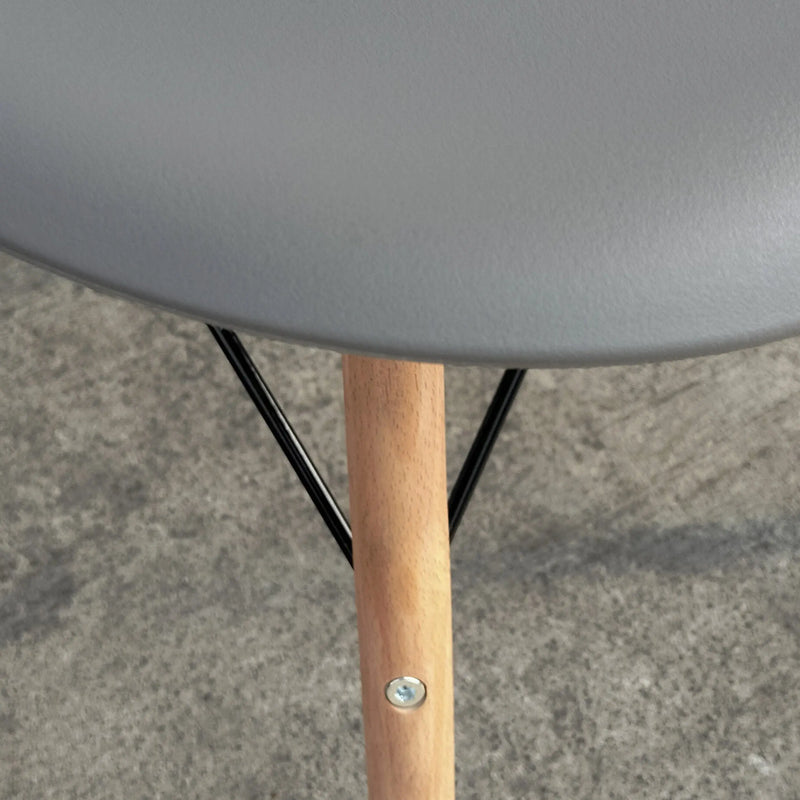 Cargue la imagen en el visor de la galería, Silla P101DGR Gris Obscuro - P101DGR CasaEaster