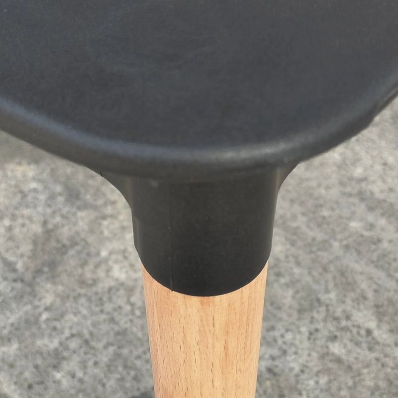 Cargue la imagen en el visor de la galería, Silla P146BL Color Negra - P146BL CasaEaster