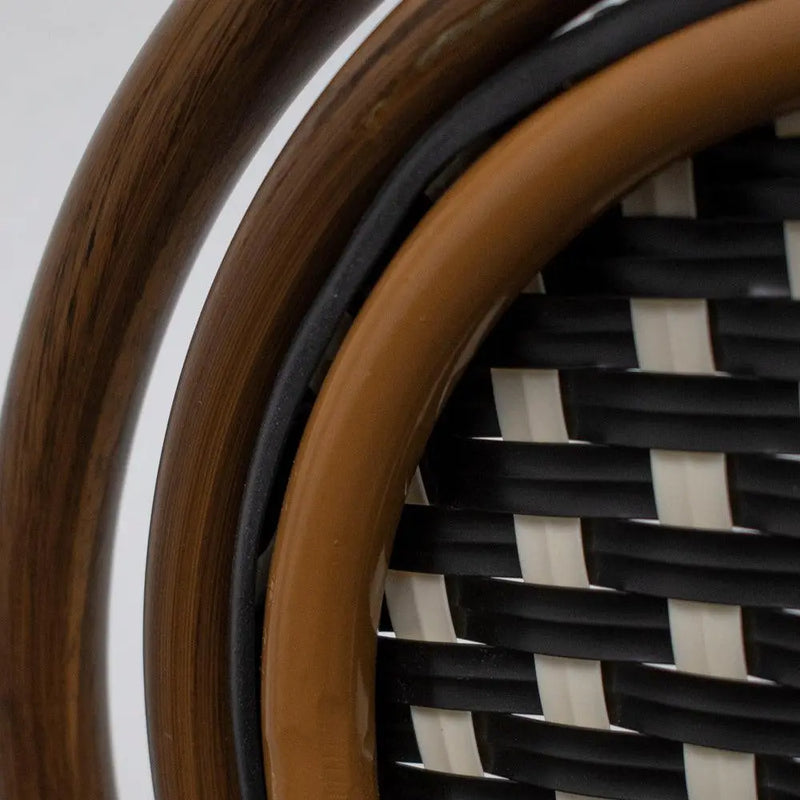 Cargue la imagen en el visor de la galería, Silla de Rattan para exterior e interior Color Cafe con Negro KOREA 202-OC02