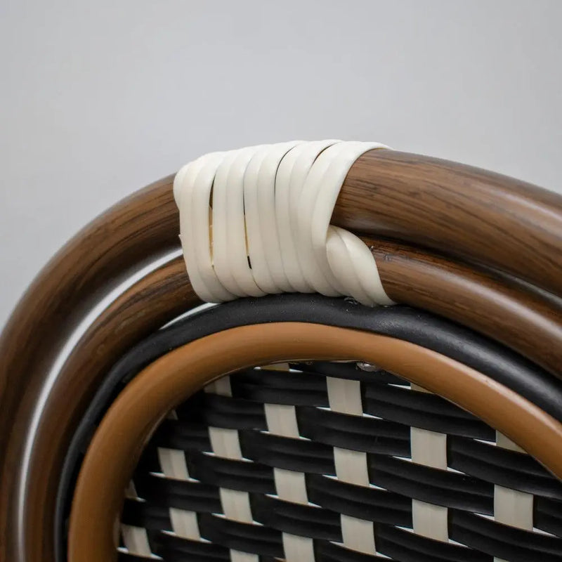 Cargue la imagen en el visor de la galería, Silla de Rattan para exterior e interior Color Cafe con Negro KOREA 202-OC02