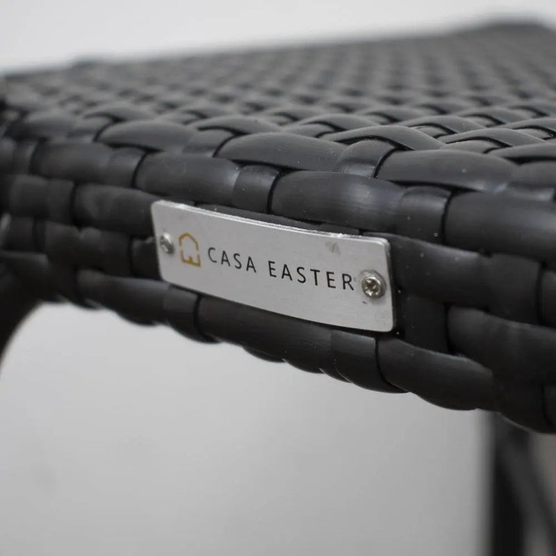 Cargue la imagen en el visor de la galería, Silla de Rattan para exterior e interior Color Negro JAPON -OC03