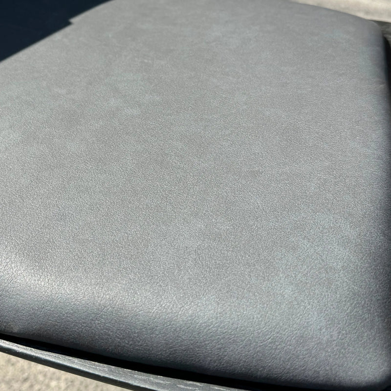 Cargue la imagen en el visor de la galería, Silla para Interior de Madera Color Negra - 9222B CasaEaster