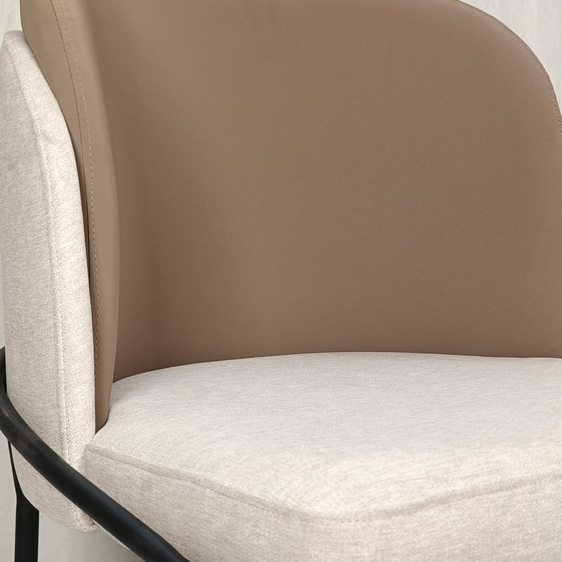 Cargue la imagen en el visor de la galería, Silla de Interior Hilda color beige/ café - CA5111
