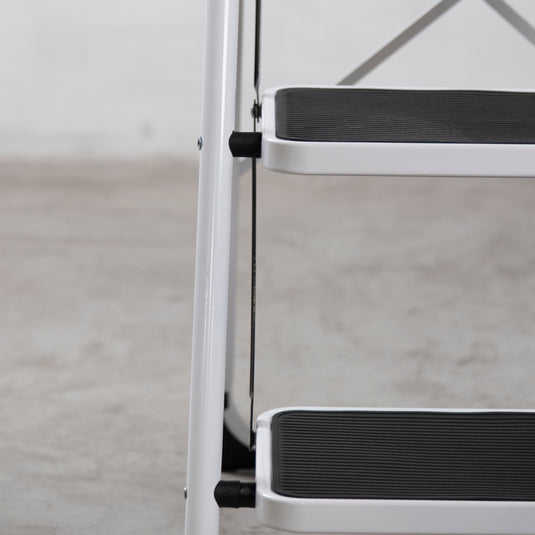 Escalera de acero de 4 peldaños - WRH2462